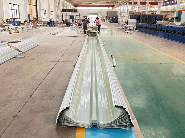 940型钢边采光板